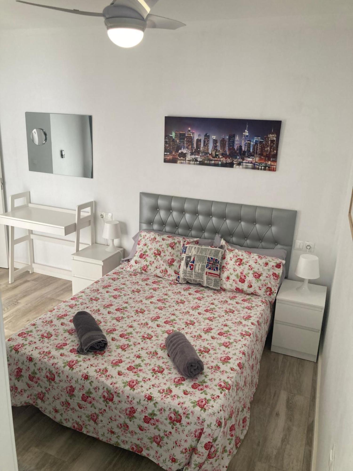 Апартаменти Apartamento Moderno Junto Al Mar Вінарос Екстер'єр фото