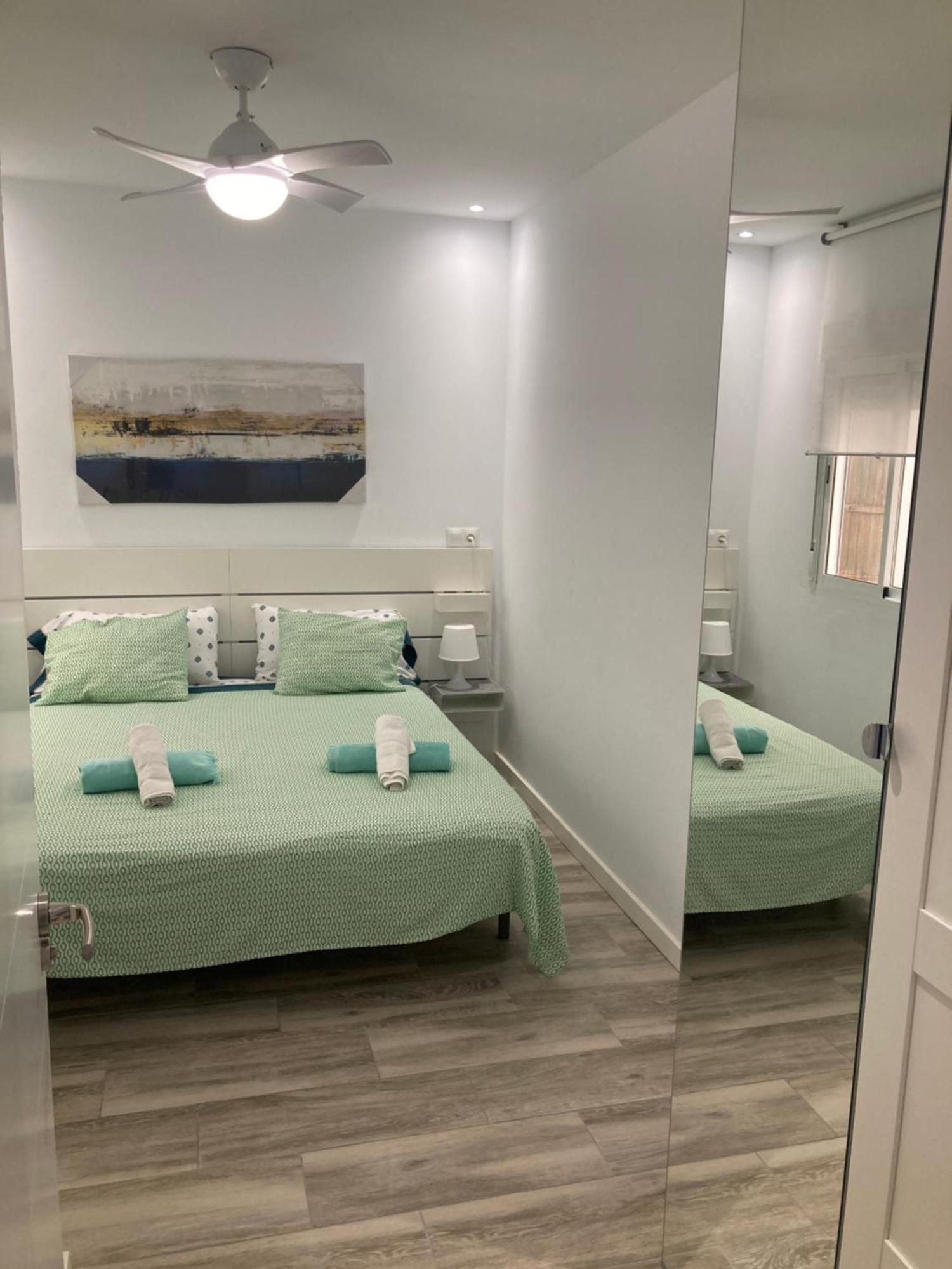 Апартаменти Apartamento Moderno Junto Al Mar Вінарос Екстер'єр фото